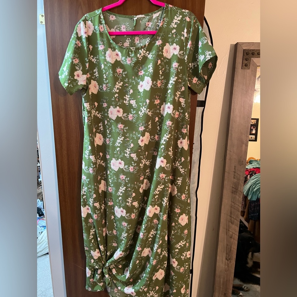 Green Floral Maxi